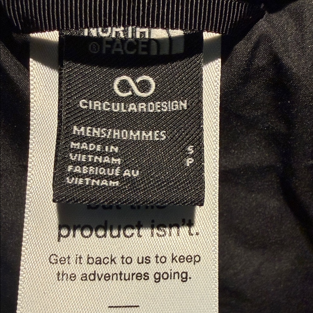 The North Face Men's Quilted Black Puffer Jacket - Picture 2 of 5